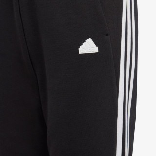 ADIDAS FUTURE ICONS 