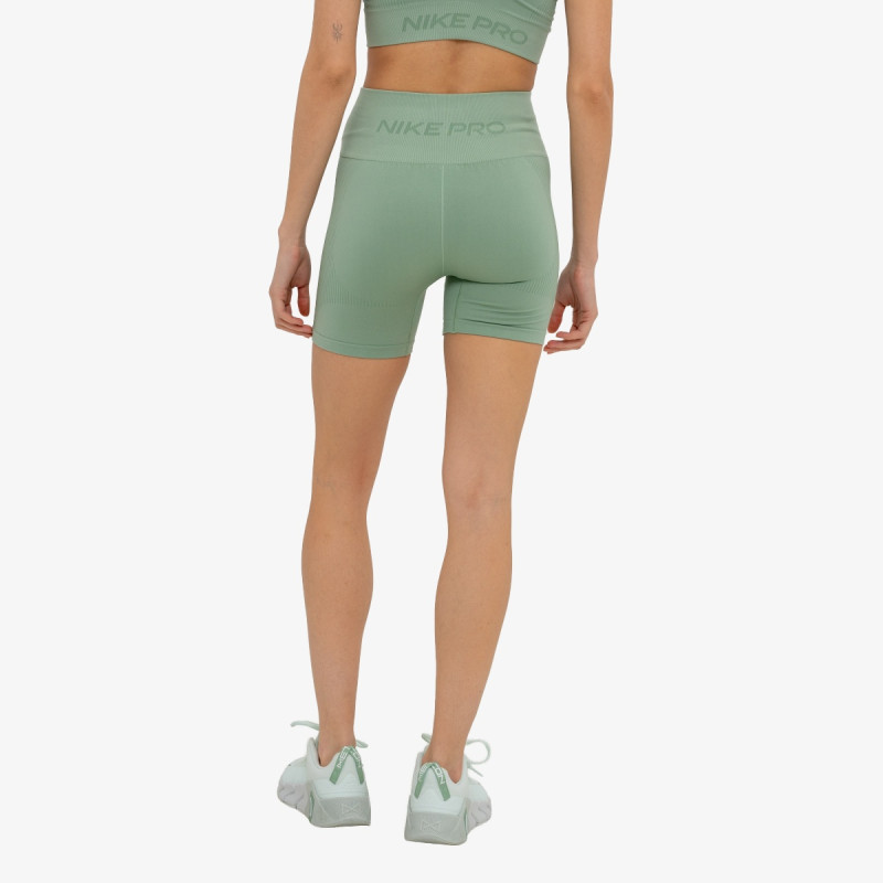 Nike Pro 