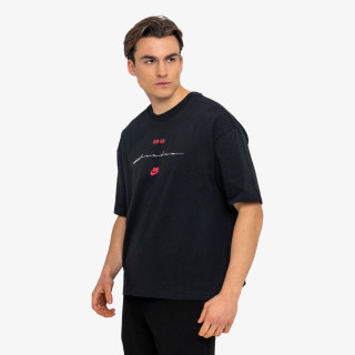 Jordan M J FLT SCRIPT BOXY SS CREW 