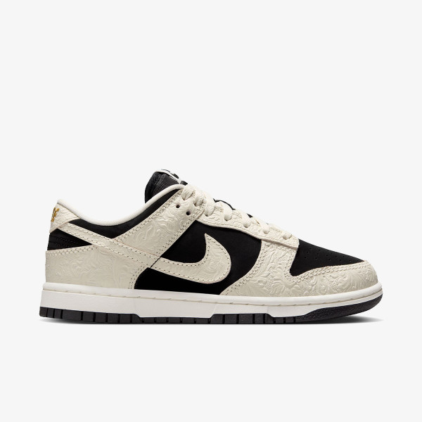 Nike WMNS NIKE DUNK LOW SE 