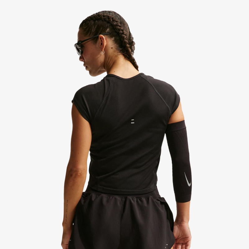 Nike Tempo Swoosh Run 