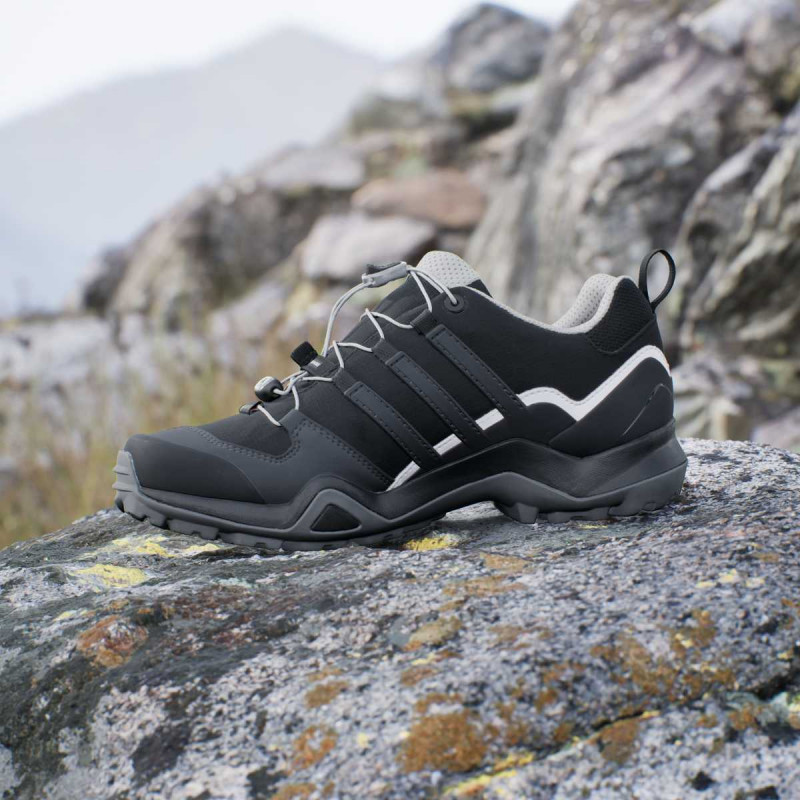 adidas Terrex Swift R2