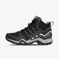 adidas Terrex Swift R2 