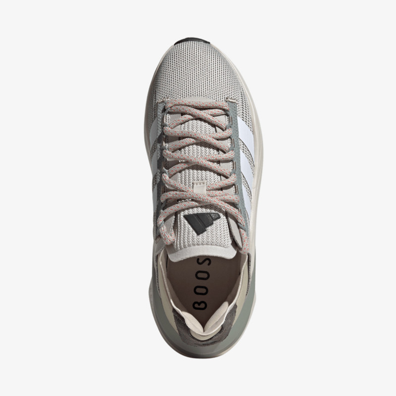 adidas AVRYN_X 