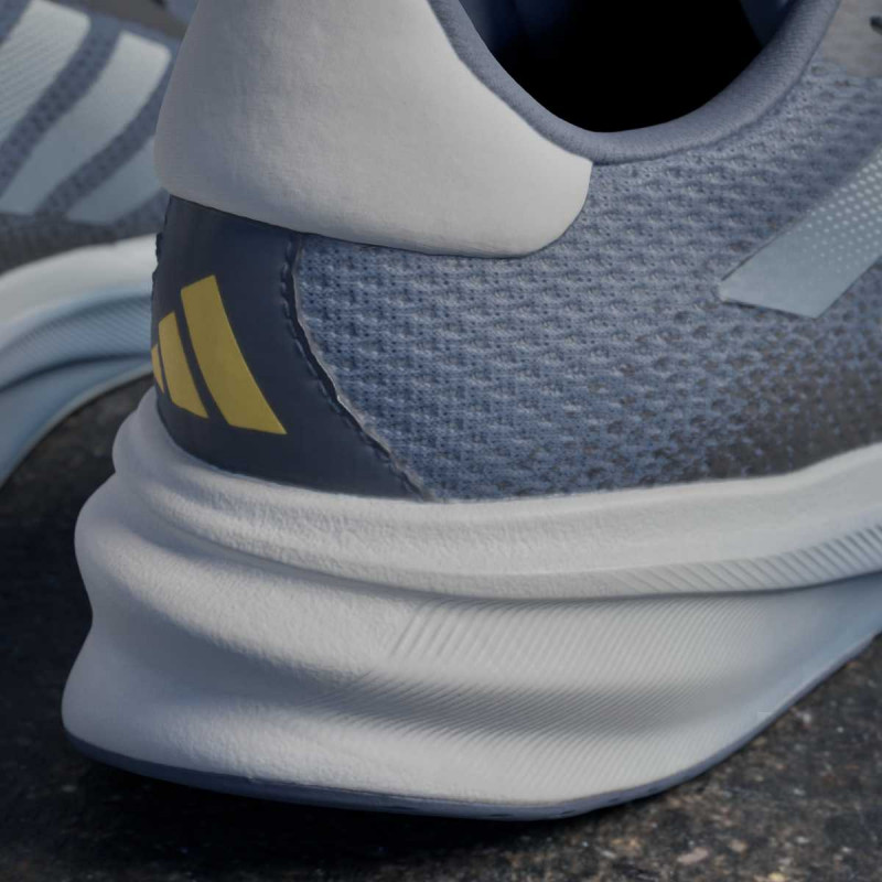 adidas SUPERNOVA STRIDE M 