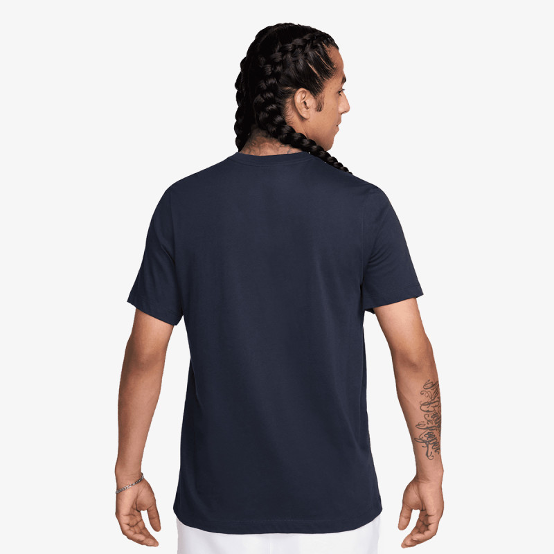 Nike U NSW TEE STD CELEBRATE BRAND 