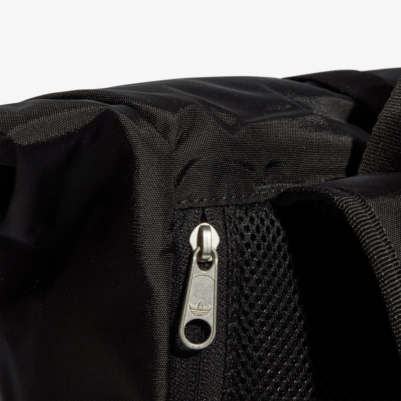 adidas Premium Essentials 