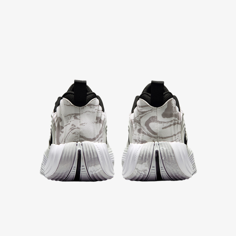 Nike GIANNIS IMMORTALITY 5 