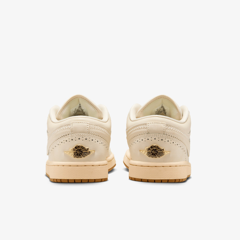 JORDAN WMNS AIR JORDAN 1 LOW SE 