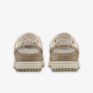 Nike WMNS NIKE DUNK LOW SE 