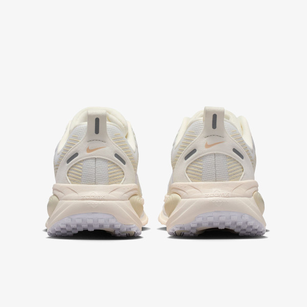 Nike W NIKE VOMERO 18 ESS 