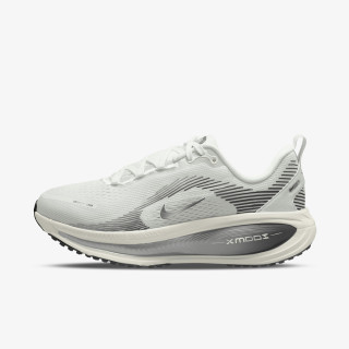 Nike W NIKE VOMERO 18 ESS 