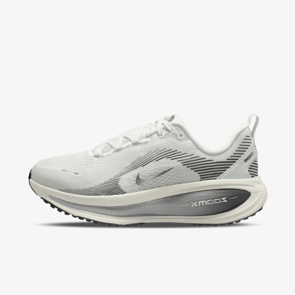 Nike W NIKE VOMERO 18 ESS 