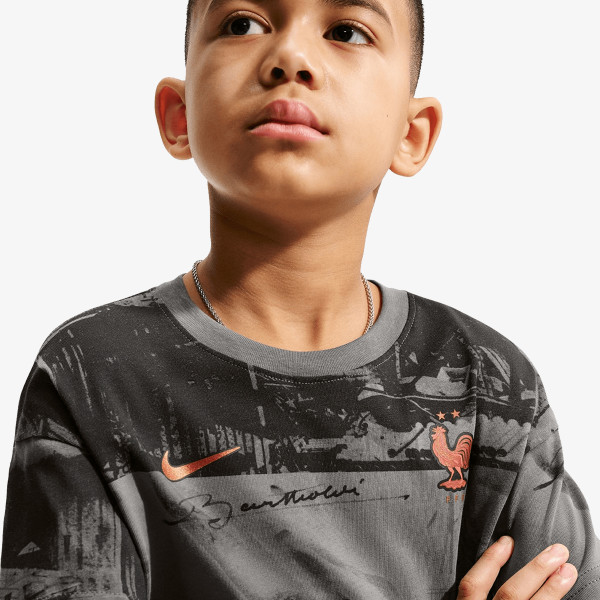 Nike FFF 