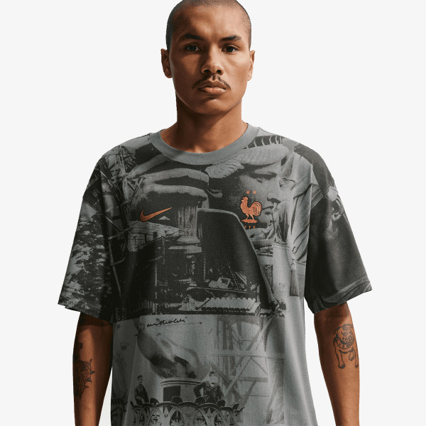 Nike FFF 