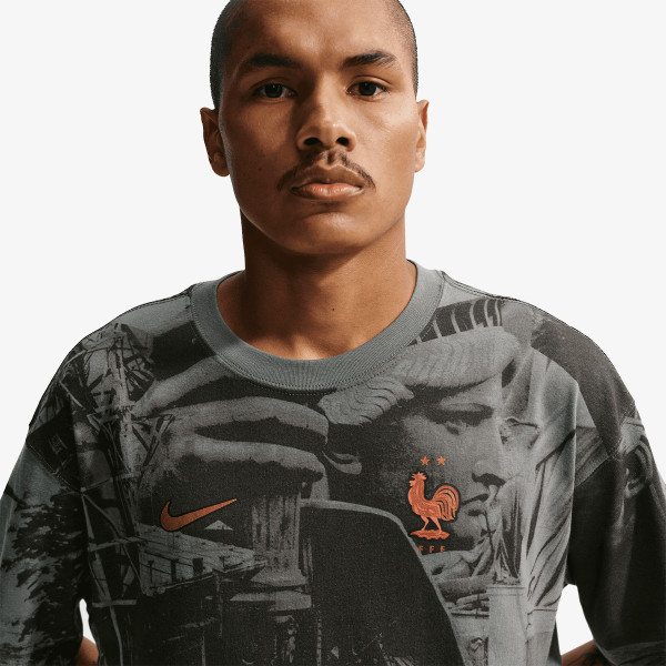 Nike FFF 