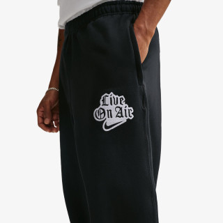 Nike Solo Swoosh 