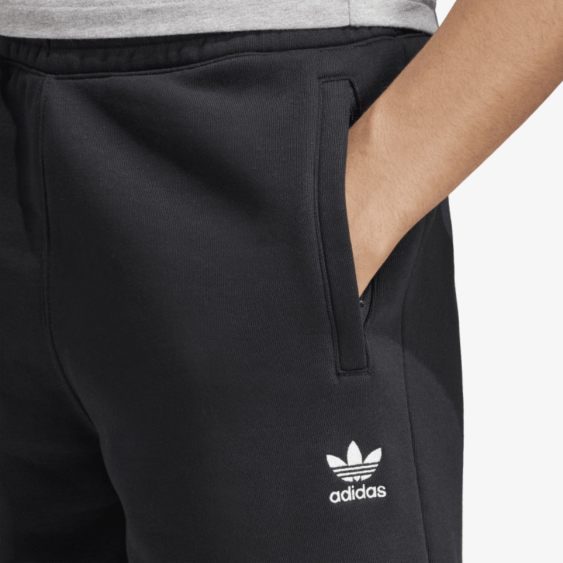 adidas ESSENTIAL SHORT 