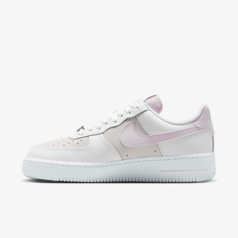 Nike W AIR FORCE 1 '07 SE HRDWR 
