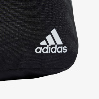 adidas Classic 