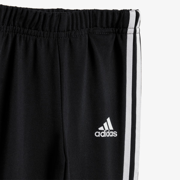 adidas Essentials 