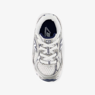 New Balance K 740 