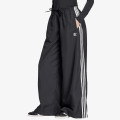 adidas OVERSIZED TP 