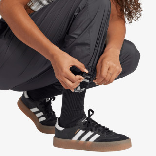 adidas WB JOGGERS 