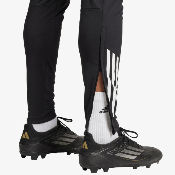 adidas MUFC TR PNT 