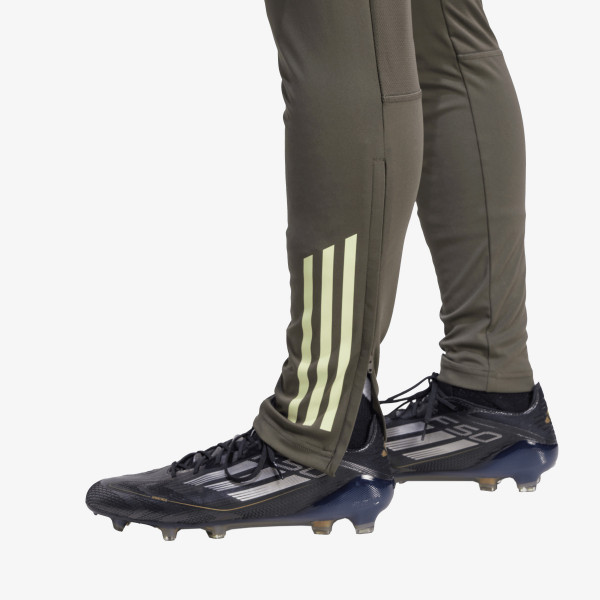 adidas REAL TR PNT 