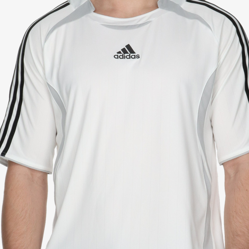 adidas TEAMGEIST TEE 