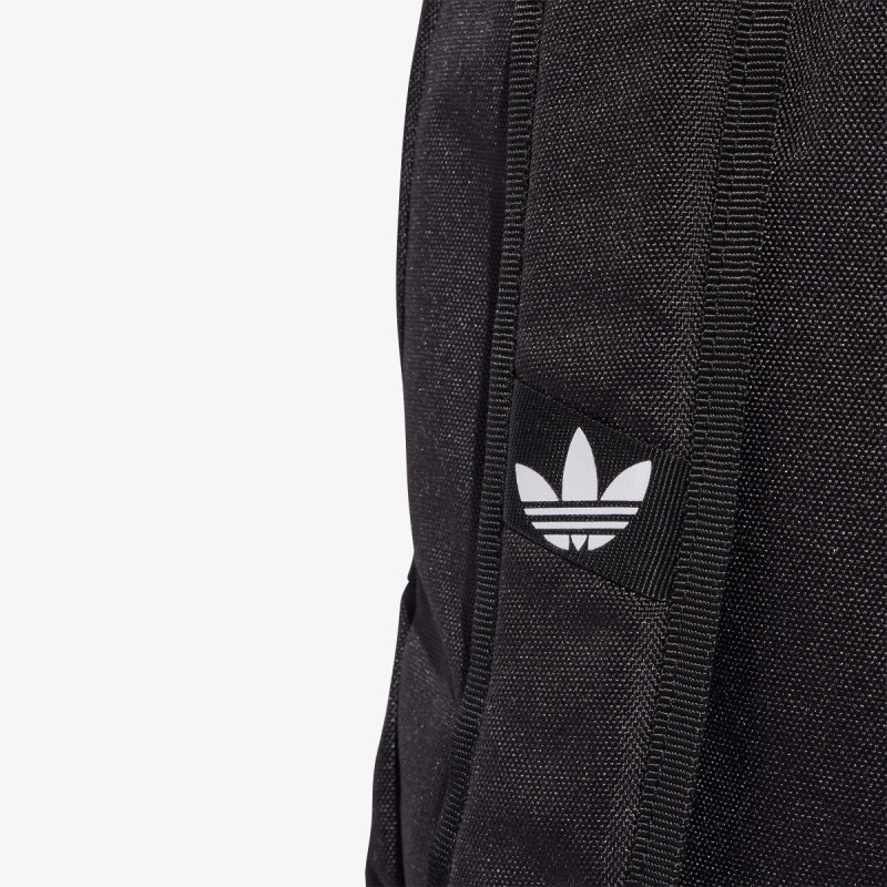 adidas Adicolor Classic 