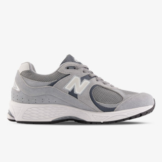 New Balance 2002R 