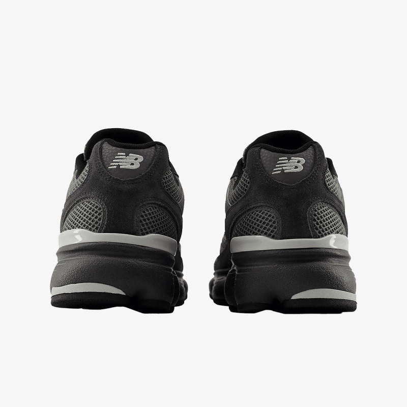 New Balance 603 