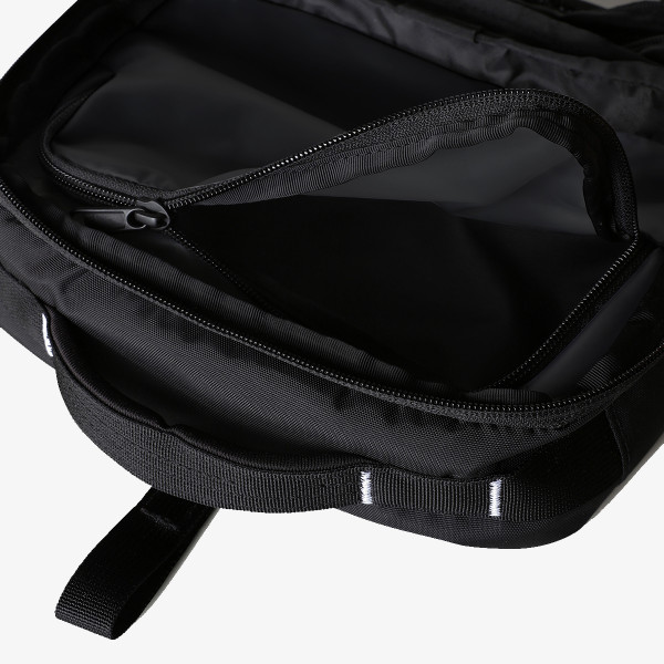 The North Face BASE CAMP VOYAGER DOPP KIT 