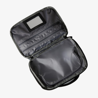 The North Face BASE CAMP VOYAGER TOILETRY KIT 