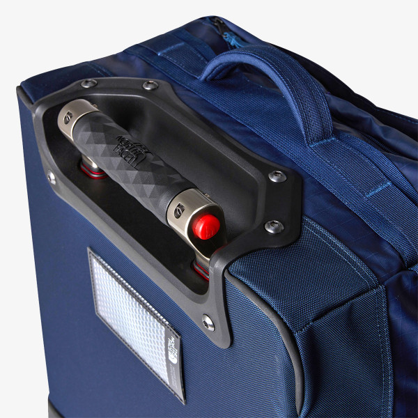 The North Face BASE CAMP VOYAGER DAYPACK 