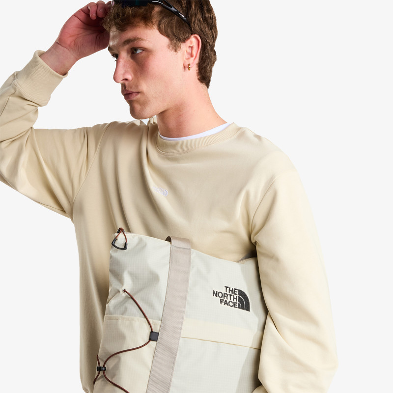 The North Face U ESSENTIAL LIGHT RELAXED CREW 