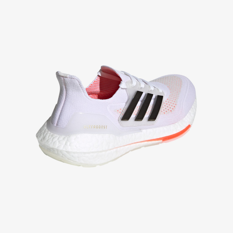 adidas ULTRABOOST 21 