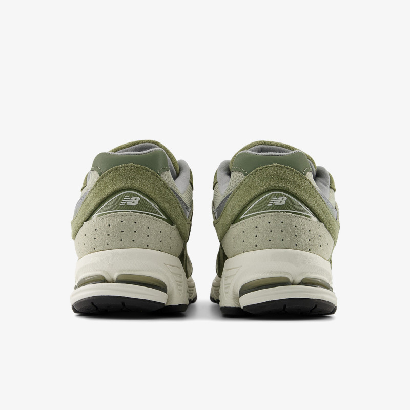 New Balance 2002R