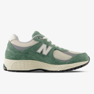 New Balance 2002R 