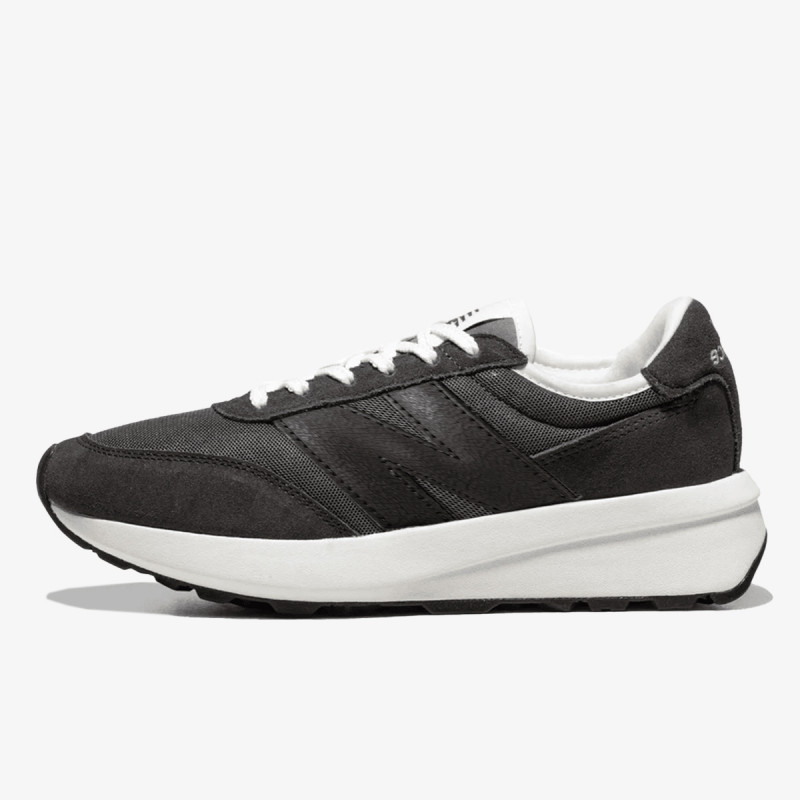 New Balance 370 