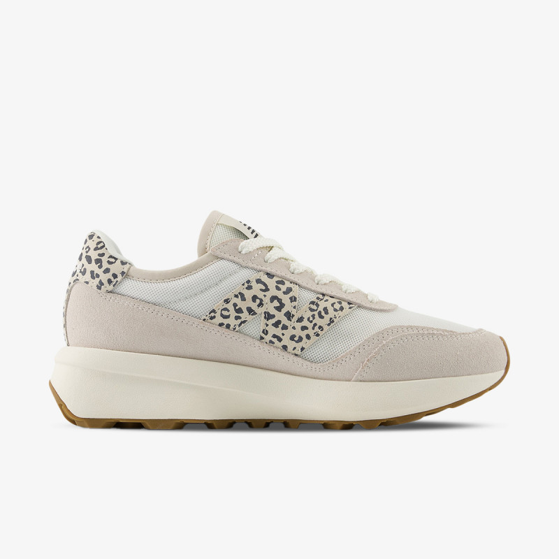 New Balance 370 