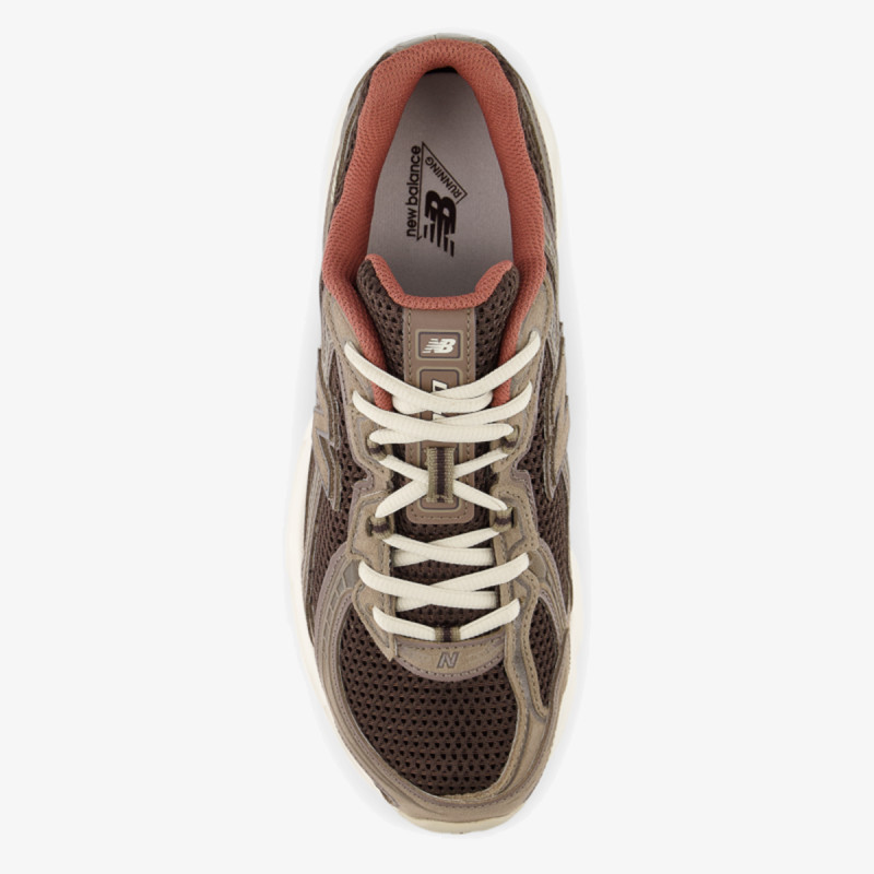 New Balance 740 