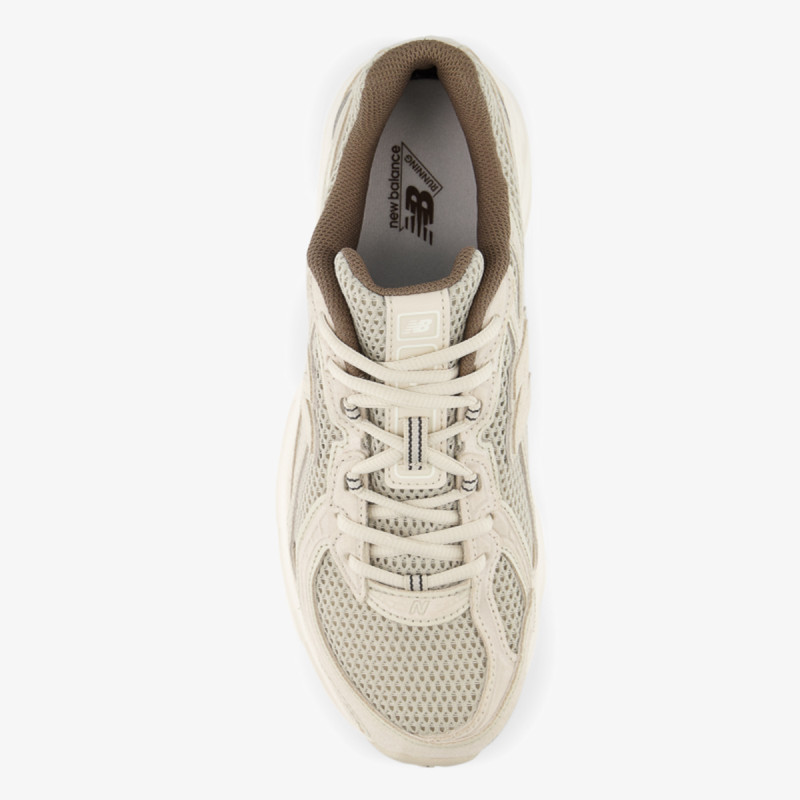 New Balance 740 
