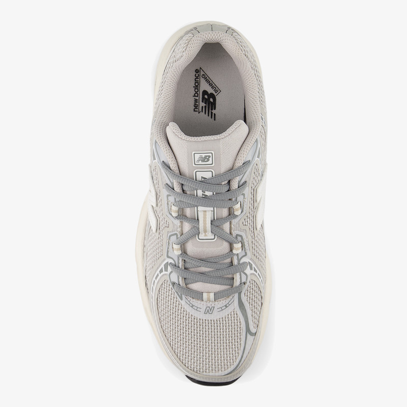 New Balance 740 