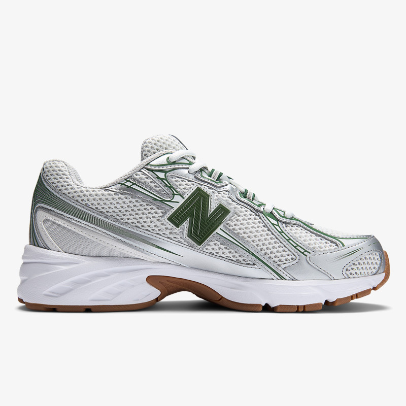 New Balance 740 