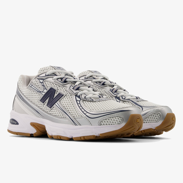 New Balance 740 