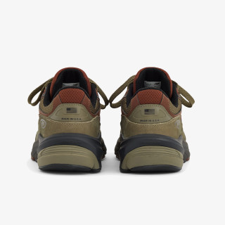 New Balance 990 