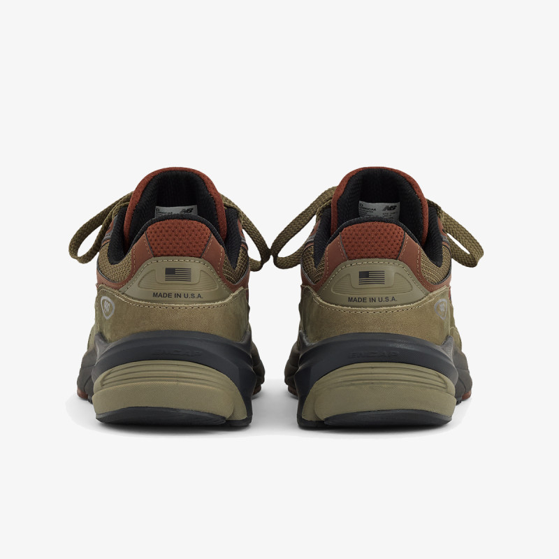 New Balance 990 